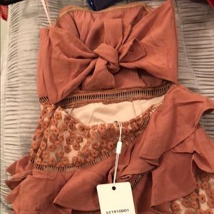 Rose selfie Leslie dress